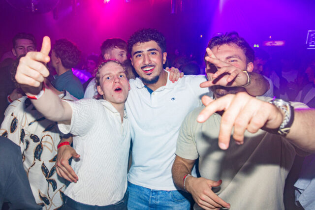 Campuznight-188